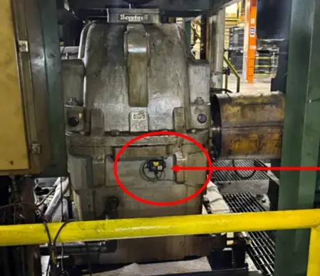 EPH-S40 wireless RPM speed sensor with Hall effect switch and neodymium magnet, installed on a DC motor for synchronized PHANTOM® vibration data acquisition